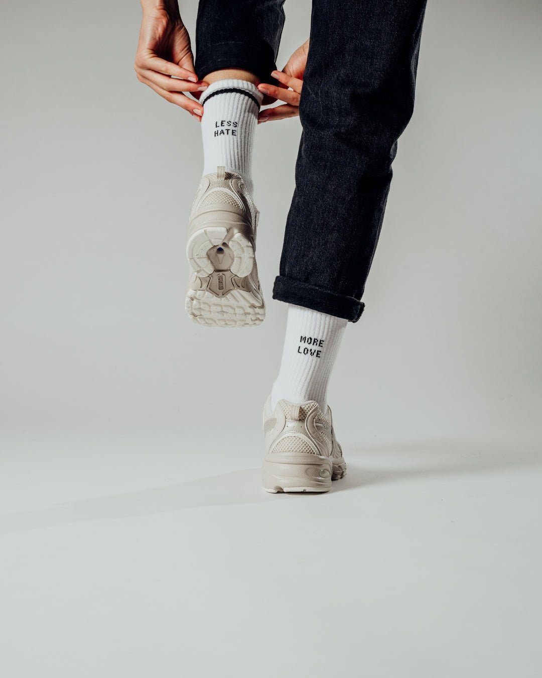 MORE LOVE - LESS HATE Socken - NBDC