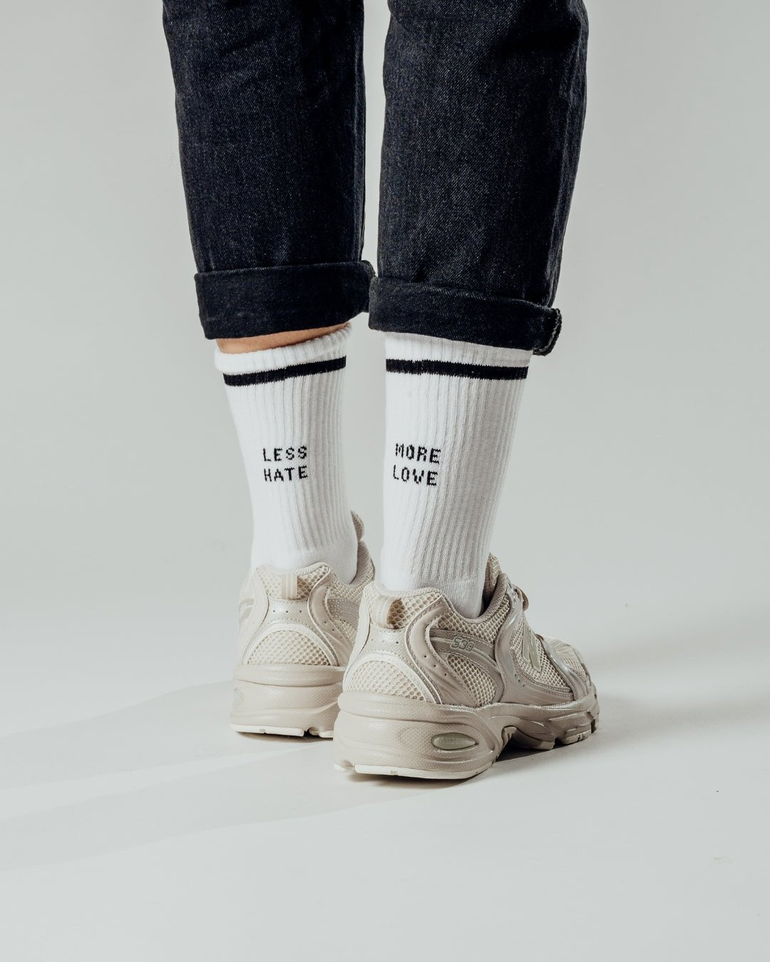 MORE LOVE - LESS HATE Socken - NBDC