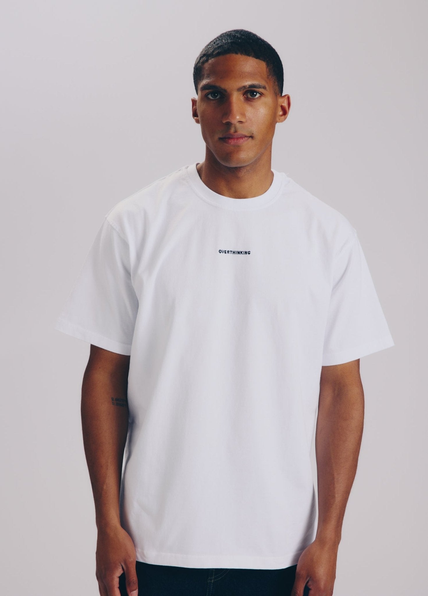 OVERTHINKING T-Shirt T-Shirt - NBDC